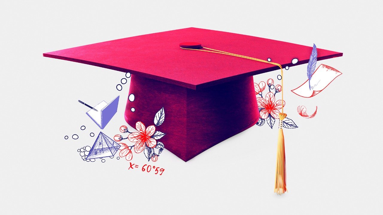 Premier graduation hat
